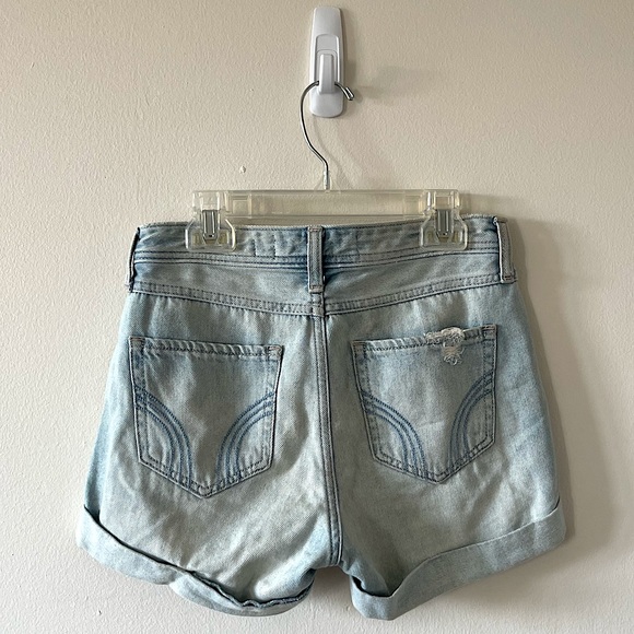 Hollister High-Rise Boyfriend Short - Picture 2 of 2